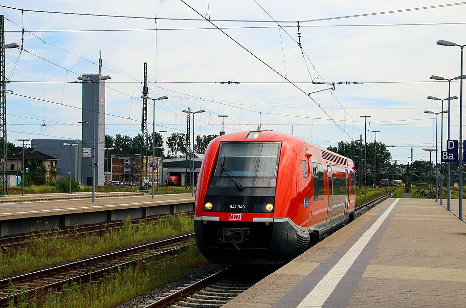 Ein Triebwagen der Baureihe 641 in Hof Hbf