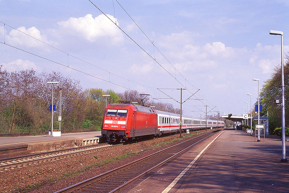 DB Baureihe 101 im Bahnhof Bad Oeynhausen