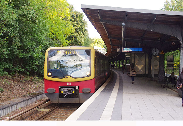 Der Bahnhof Pichelsberg der Berliner S-Bahn