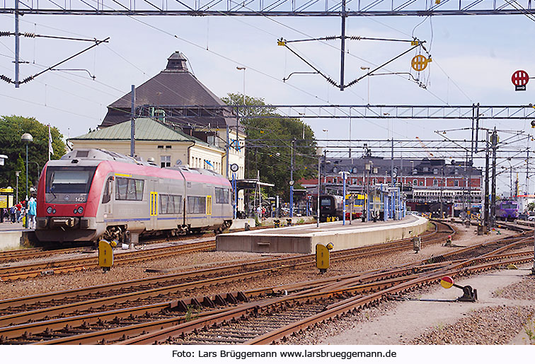 Bahnhof Kalmar in Schweden - Kustpilen Triebwagen Y31 Itino von Bombardier