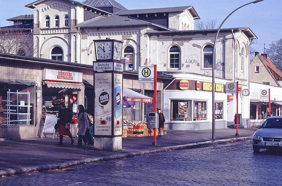 Der Bahnhof  Blankenese in Hamburg im Jahr 2001