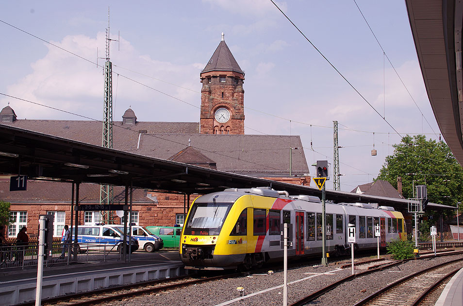 Ein HLB Lint im Bahnhof Gie&szlig;en