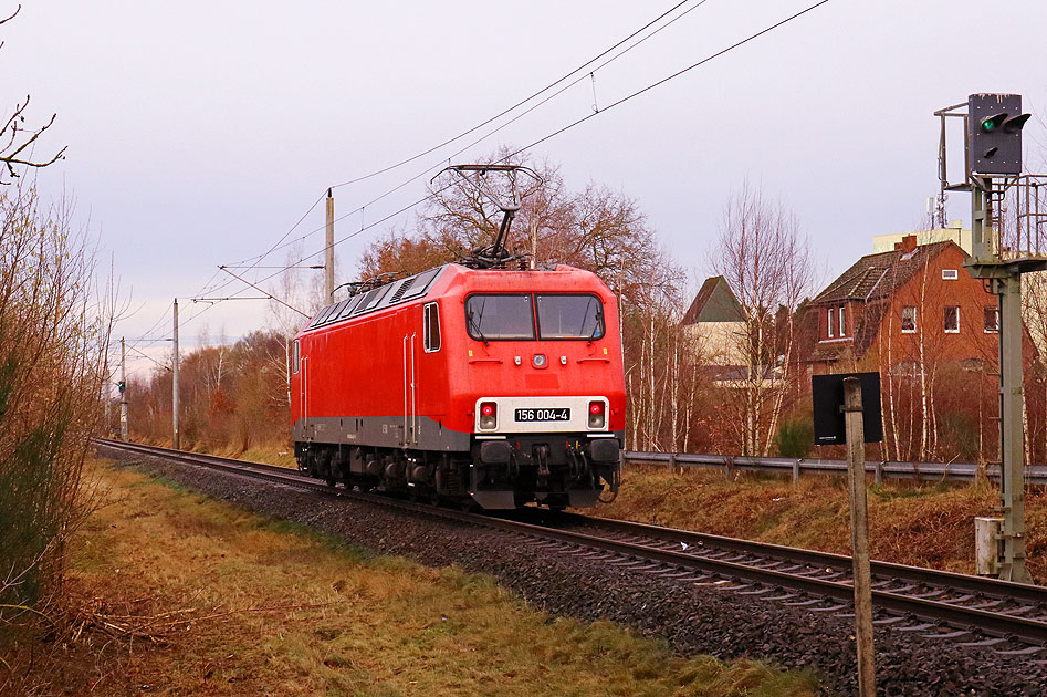Eine  Lok der Baureihe 156 im  Bahnhof Stederdorf