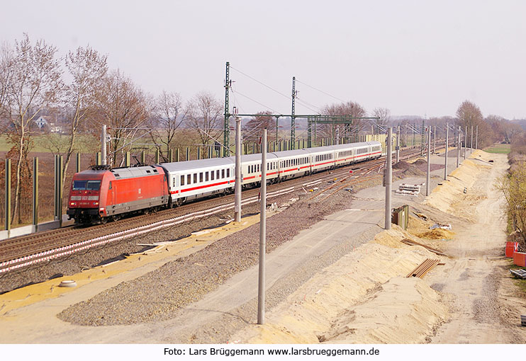 DB Baureihe 101 im Bahnhof Ashausen