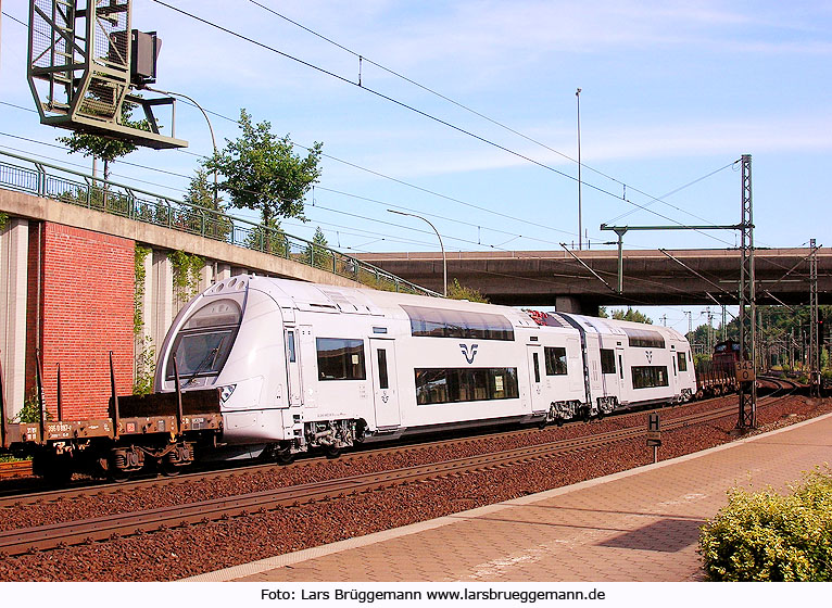 Schwedischer Doppelstocktriebwagen in Hamburg-Harburg