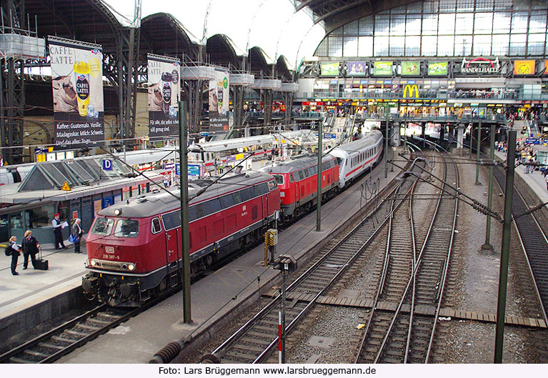 Die 218 387-9 in Hamburg Hbf - Foto: Lars Brüggemann - www.larsbrueggemann.de