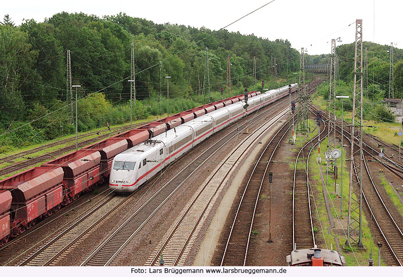 Ein ICE in Lüneburg - am Güterbahnhof - Brücke Wendlandbahn