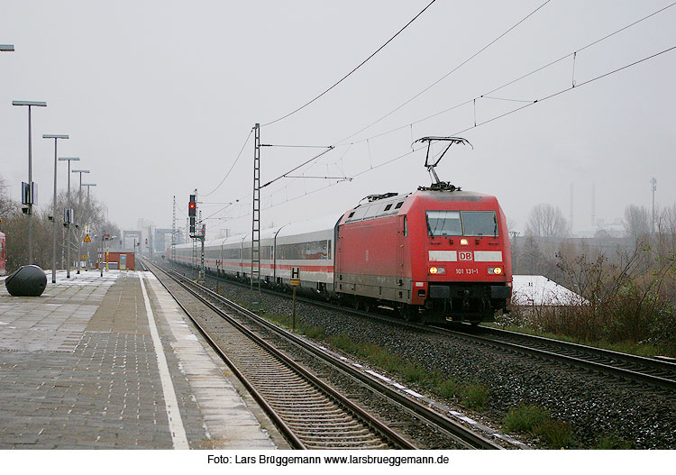 Die DB Baureihe 101 mit dem Metropolitan am Banhof Hamburg-Rothenburgsort