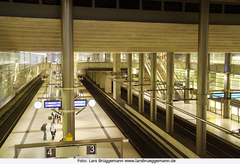 Der Fernbahn-Bahnhof Potsdamer Platz in Berlin