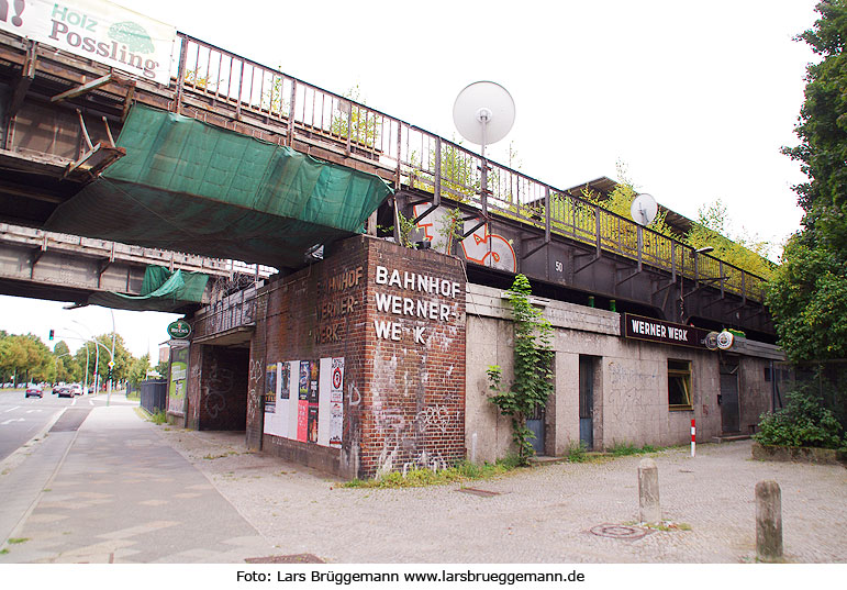 Der Bahnhof Wernerwerk an der Siemensbahn in Berlin