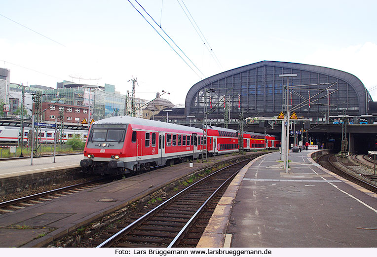 n Wagen mit der Nummer 50 80 80-34 102-9 ein Bnrbdzf 480.1