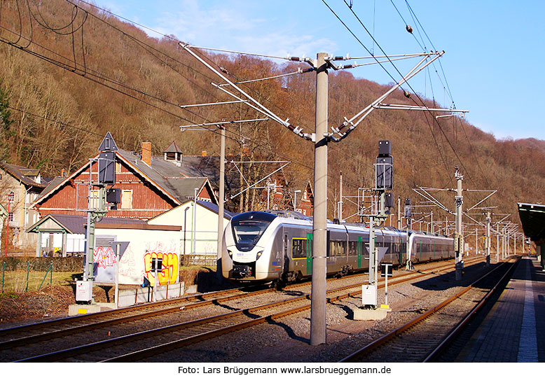 Foto MRB Triebwagen im Bahnhof Tharandt