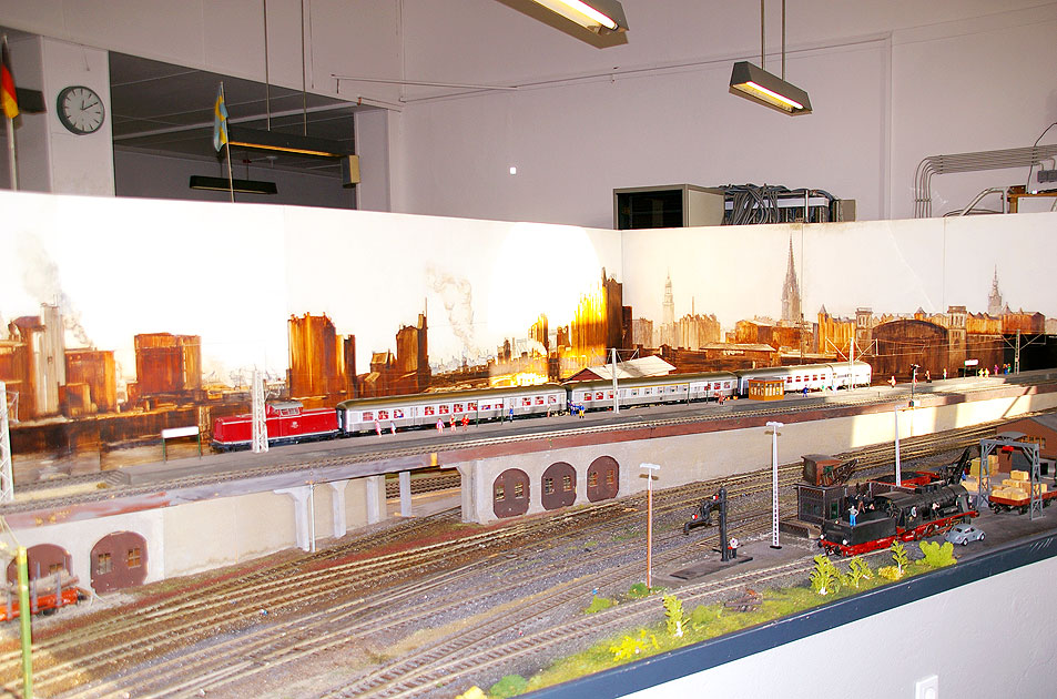 Der Bahnhof Oberhafen in Hamburg im Modell bei MEHEV