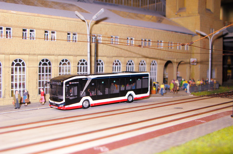 Ein Hochbahn Elektobus von MAN im Hamburger Miniatur Wunderland Miwula