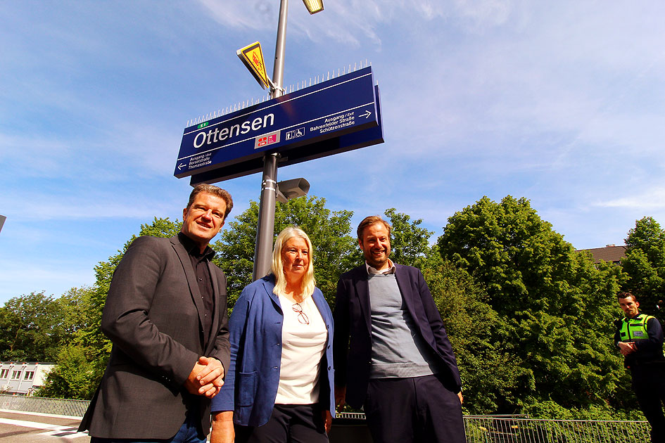 Die Eröffnung vom Bahnhof Ottensen der Hamburger S-Bahn