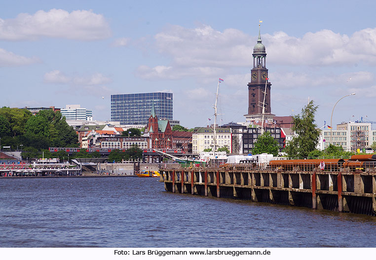 Hamburg Hafen Landungsbrücken U-Bahn Hochbahn