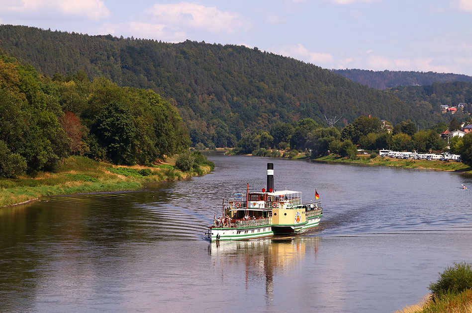 Der SDG Raddampfer Pirna in Königstein im Elbtal