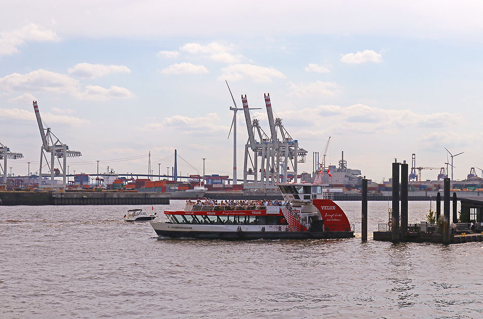 Das HADAG-Schiff Hamburgensie