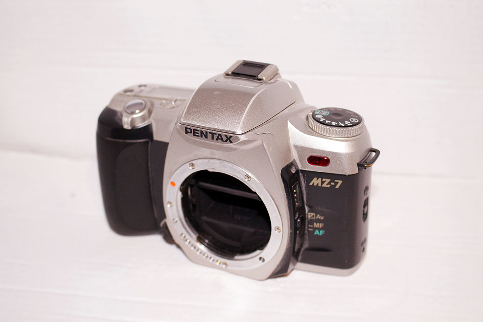 Foto eine Pentax MZ-7