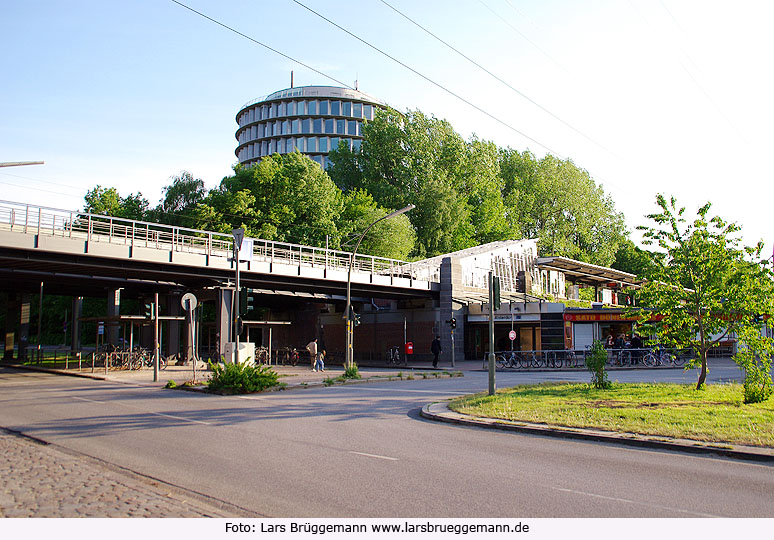 U-Bahn Haltestelle Alsterdorf der Hamburger Hochbahn