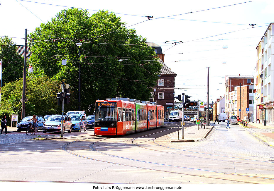 Die Haltestelle Doventorsteinweg der Straßenbahn in Bremen