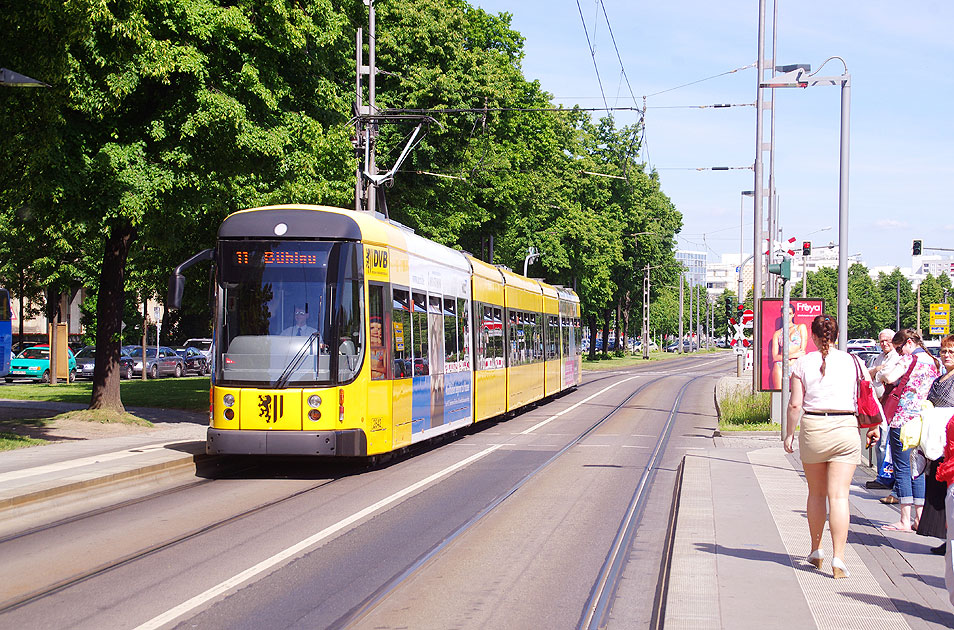 Straßenbahn Dresden - Haltestelle Prager Straße