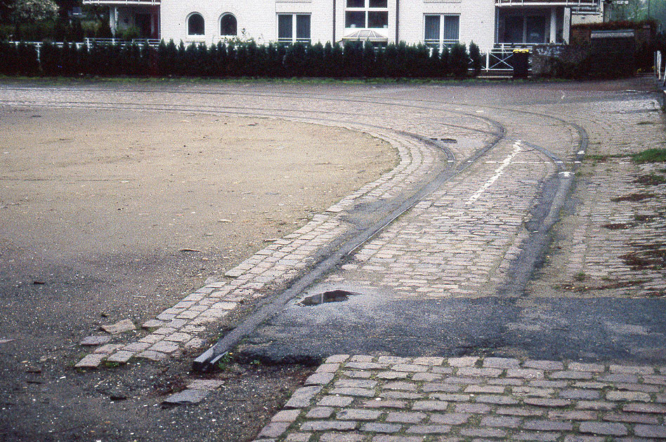 Die Straßenbahngleise der Kehre Hagenbecks Tierpark in Hamburg