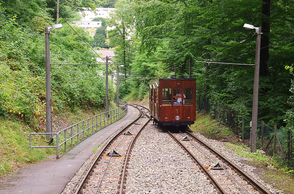 Stuttgart Standseilbahn - Stuttgarter Standseilbahn - Heslach -Waldfriedhof