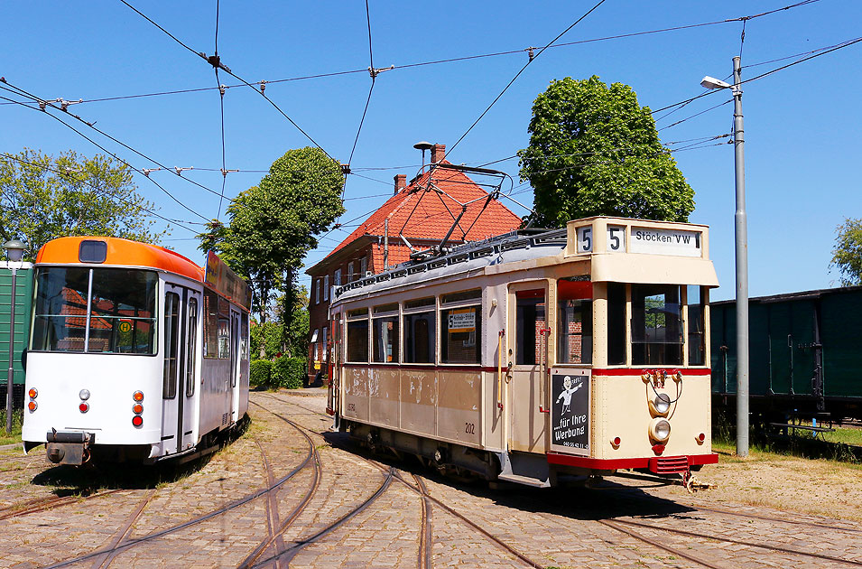 Hawa-Stahlwagen der Üstra am Schönberger Strand