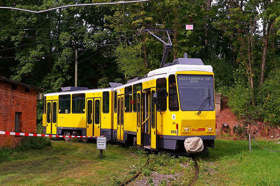 Tatra KT4D Stra&szlig;enbahn Berlin - Wehmingen