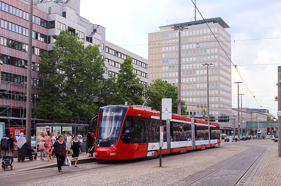 Die Stra&szlig;enbahn in N&uuml;rnberg am Pl&auml;rrer