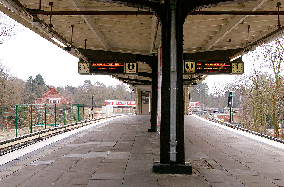 Der Bahnhof Klein Borstel der Hamburger U-Bahn