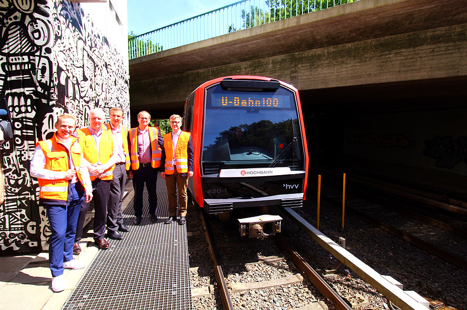 Die U-Bahn 100 in Hamburg