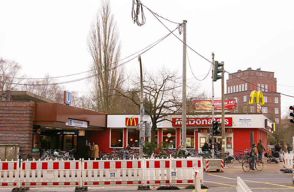 Der Mc Donalds an der U-Bahn Hoheluftbrücke