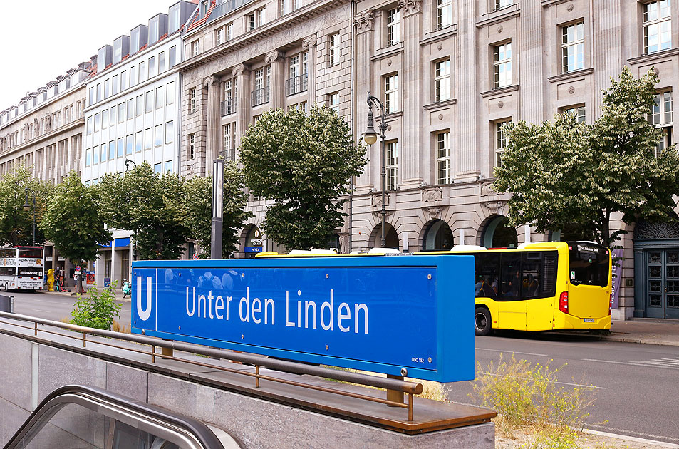 Der Bahnhof Unter den Linden der U-Bahn in Berlin