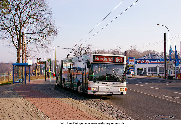 Die Haltestelle Eisenspalterei vom Obus in Eberswalde