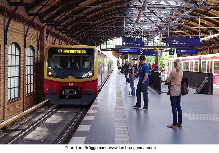 Bahnhof Bellevue in Berlin