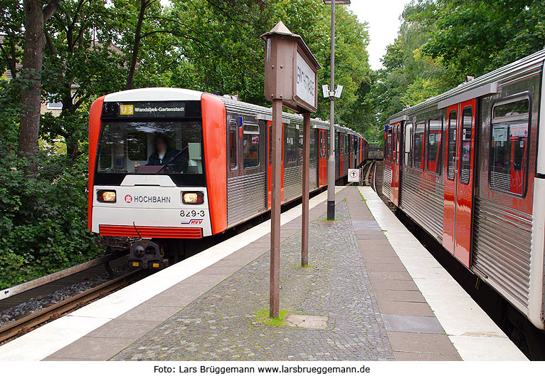 Die Haltestelle Sierichstraße der Hamburger Hochbahn