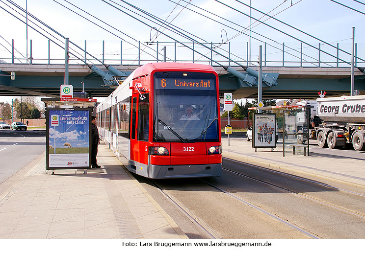 Straßenbahn Bremen - Haltestelle BSAG Zentrum