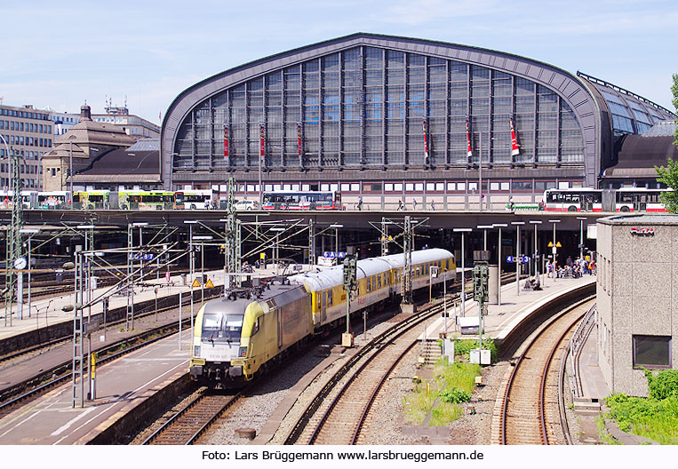 Meßzug im Hamburger Hbf - Hamburg Hbf