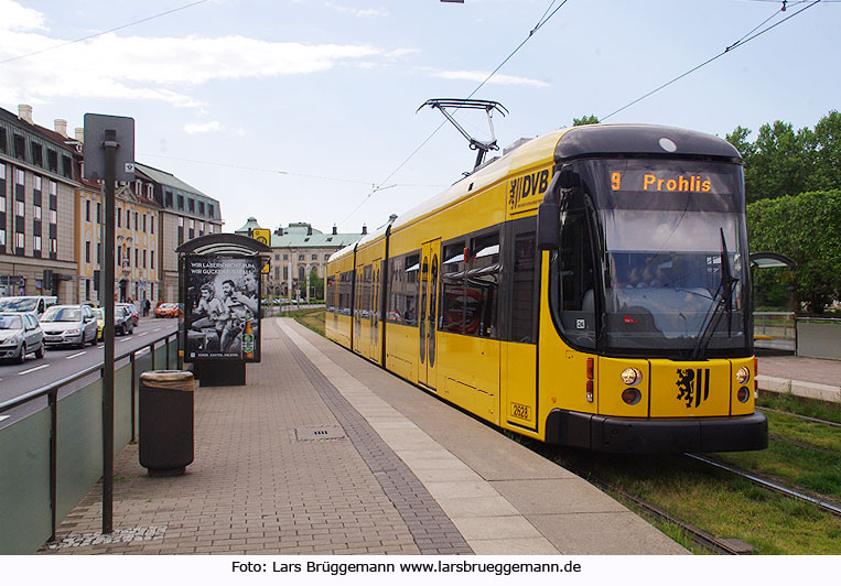 Straßenbahn Dresden Haltestelle Theaterplatz