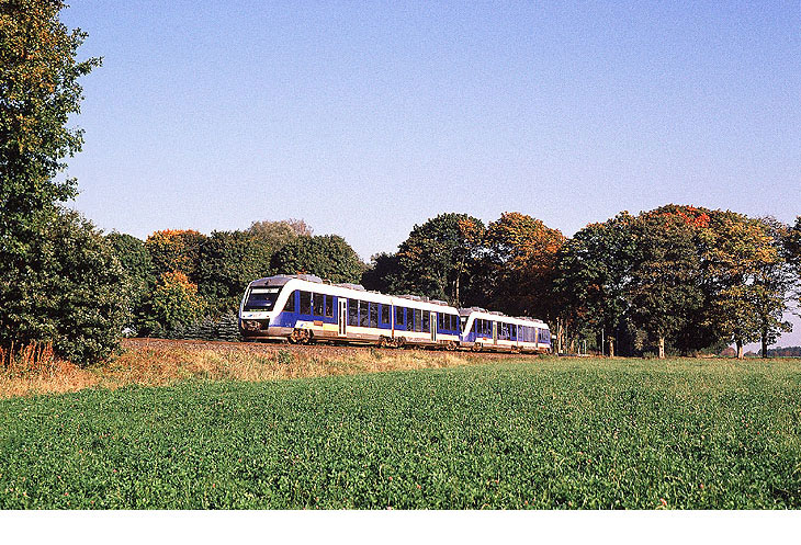 Der EVB Bahnhof Ruschwedel mit einem Alstom Lint