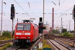 Eine Lok der Baureihe 146.0 in Bielefeld Hbf