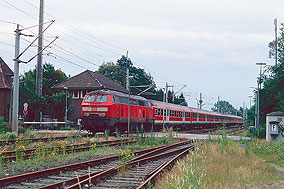DB Baureihe 218 im Bahnhof Glückstadt