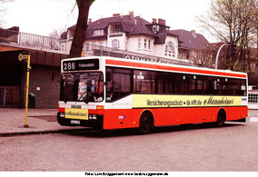 Ein PVG Bus am Bahnhof Othmarschen