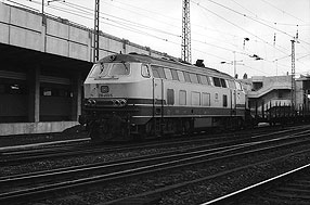 DB Baureihe 218 im Bahnhof Hamburg-Harburg