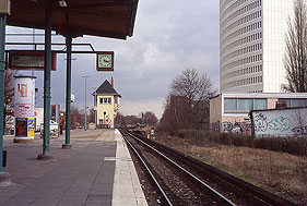 Der Bahnhof Hamburg-Bahrenfeld