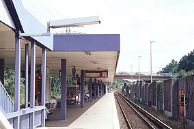 Der Bahnhof Hamburg-Rissen im Jahr 2001