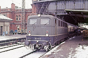 Die 141 141-2 in Bremen Hbf