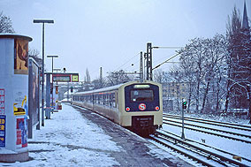 Ein 472 im Bahnhof Hamburg Holstenstraße